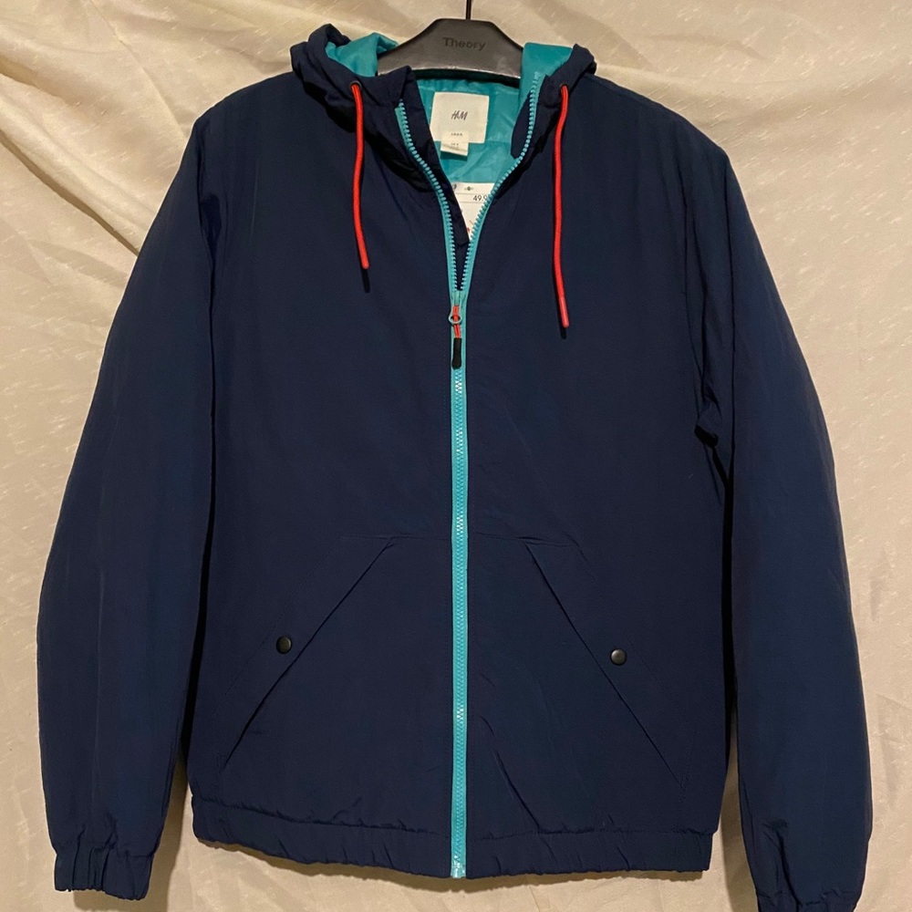 H&M “Padded Jacket” - Picture 2 of 5